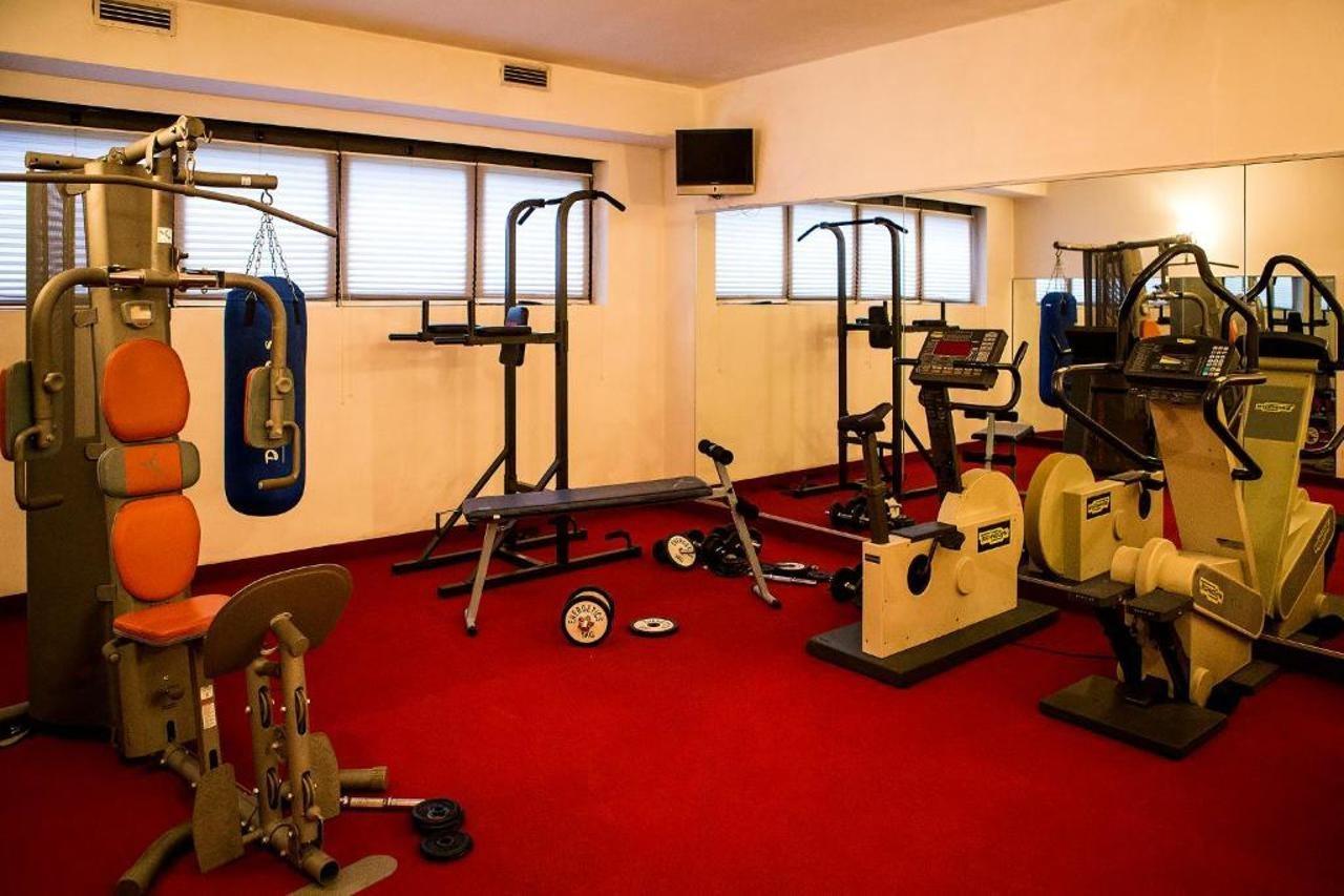 Mh Hotel Piacenza Fiera Екстериор снимка